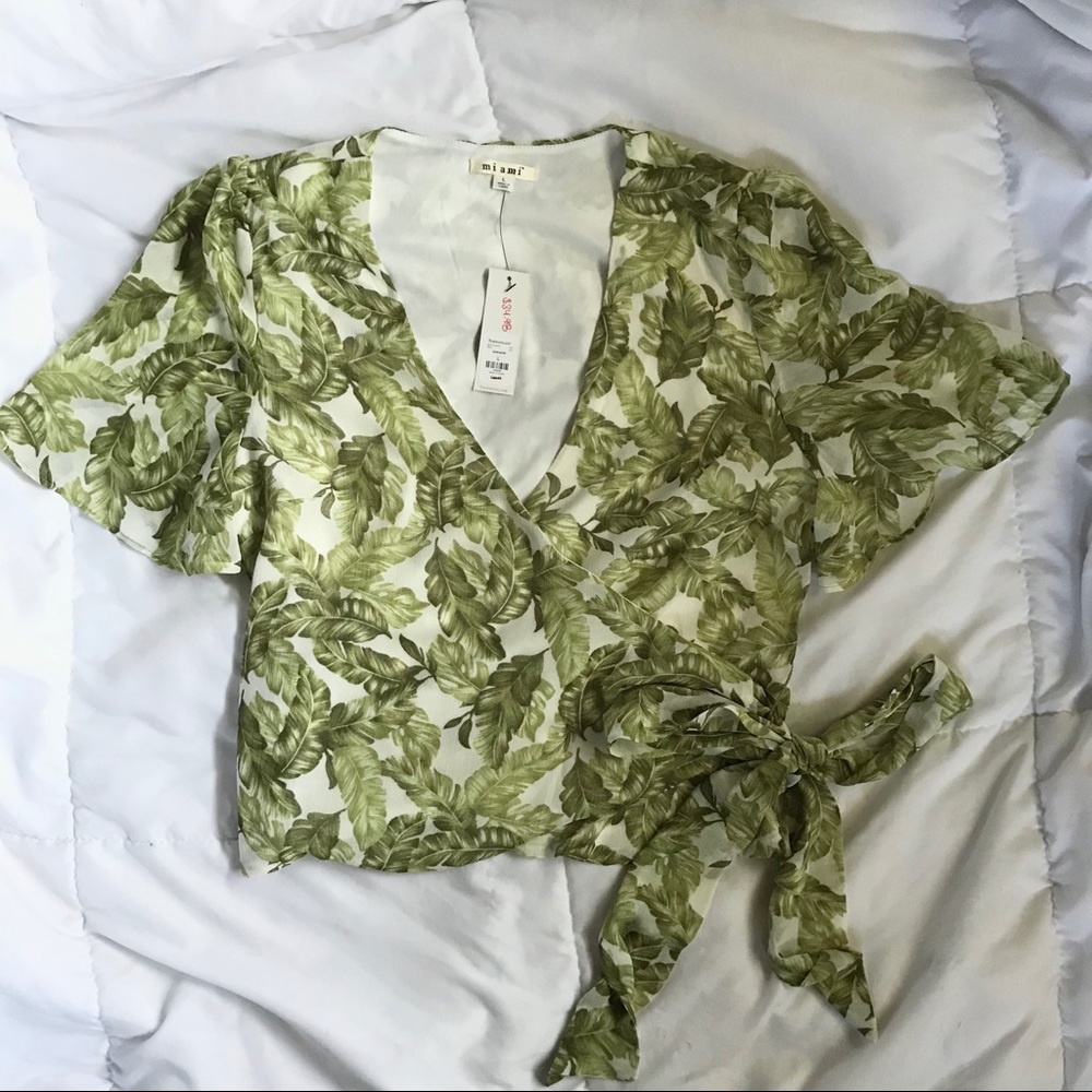 NWT Tropical Wrap Top